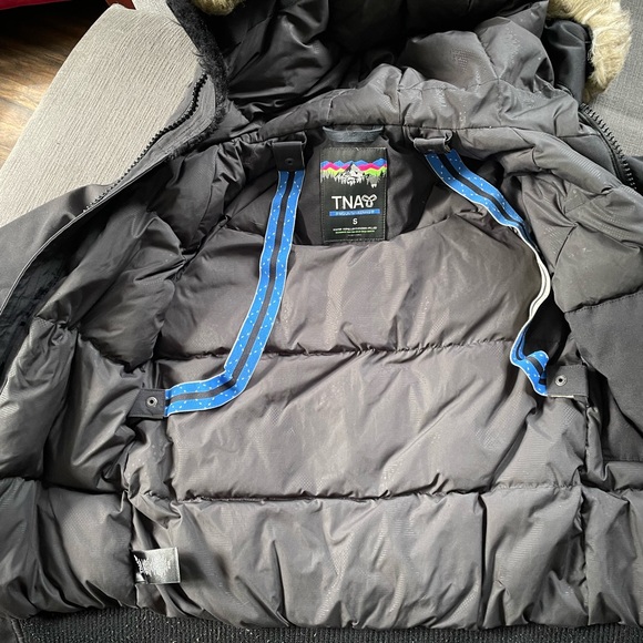 TNA Winter Bomber Jacket - Picture 3 of 4